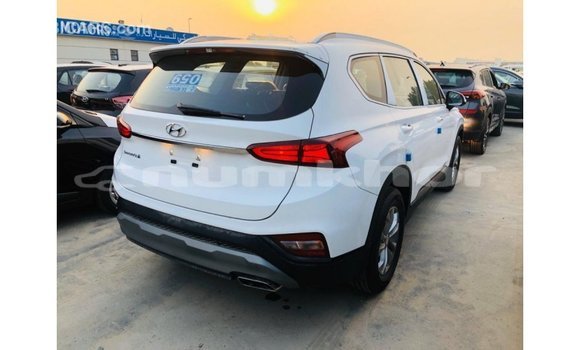Buy Import Hyundai Santa Fe White Car in Import - Dubai in Bumthang Buy Import Hyundai Santa Fe White Car in Import - Dubai in Bumthang