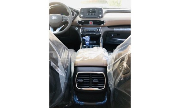 Buy Import Hyundai Santa Fe White Car in Import - Dubai in Bumthang Buy Import Hyundai Santa Fe White Car in Import - Dubai in Bumthang