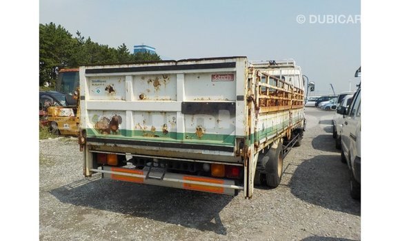 Buy Import Isuzu Rodeo White Car in Import - Dubai in Bumthang Buy Import Isuzu Rodeo White Car in Import - Dubai in Bumthang