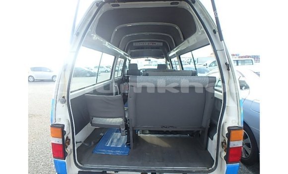 Buy Import Nissan Caravan White Car in Import - Dubai in Bumthang Buy Import Nissan Caravan White Car in Import - Dubai in Bumthang
