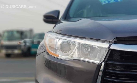 Buy Import Toyota Highlander Other Car in Import - Dubai in Bumthang Buy Import Toyota Highlander Other Car in Import - Dubai in Bumthang