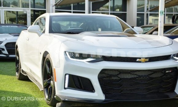 Buy Import Chevrolet Camaro White Car in Import - Dubai in Bumthang Buy Import Chevrolet Camaro White Car in Import - Dubai in Bumthang