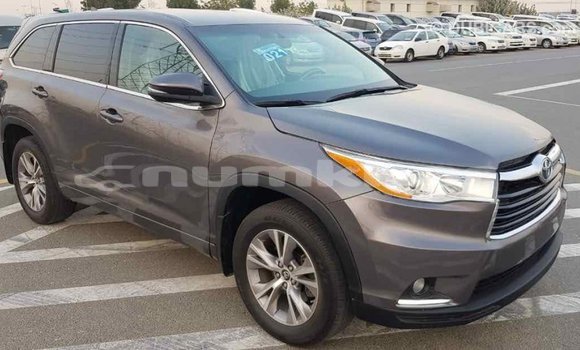 Buy Import Toyota Highlander Other Car in Import - Dubai in Bumthang Buy Import Toyota Highlander Other Car in Import - Dubai in Bumthang