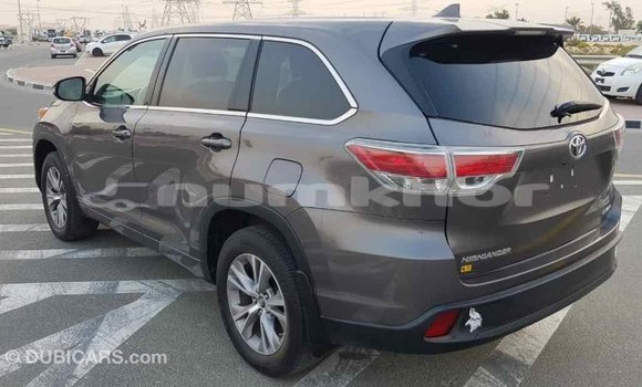 Buy Import Toyota Highlander Other Car in Import - Dubai in Bumthang Buy Import Toyota Highlander Other Car in Import - Dubai in Bumthang