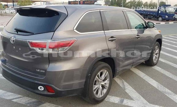 Buy Import Toyota Highlander Other Car in Import - Dubai in Bumthang Buy Import Toyota Highlander Other Car in Import - Dubai in Bumthang