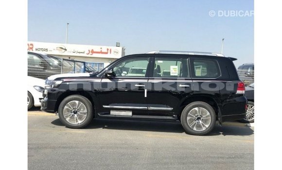 Buy Import Toyota Land Cruiser Black Car in Import - Dubai in Bumthang Buy Import Toyota Land Cruiser Black Car in Import - Dubai in Bumthang