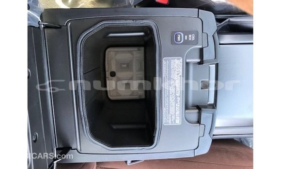 Buy Import Toyota Land Cruiser Black Car in Import - Dubai in Bumthang Buy Import Toyota Land Cruiser Black Car in Import - Dubai in Bumthang