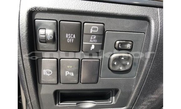 Buy Import Toyota Land Cruiser Black Car in Import - Dubai in Bumthang Buy Import Toyota Land Cruiser Black Car in Import - Dubai in Bumthang