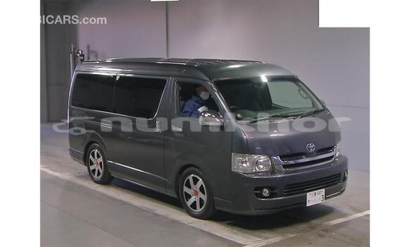 Buy Import Toyota Hiace Other Car in Import - Dubai in Bumthang Buy Import Toyota Hiace Other Car in Import - Dubai in Bumthang