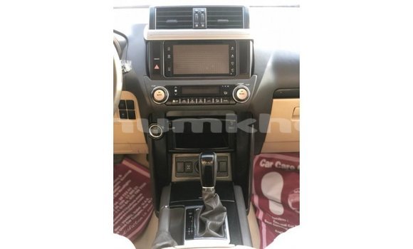 Buy Import Toyota Prado White Car in Import - Dubai in Bumthang Buy Import Toyota Prado White Car in Import - Dubai in Bumthang