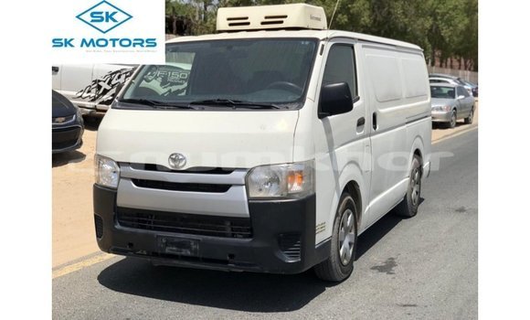 Buy Import Toyota Hiace White Car in Import - Dubai in Bumthang