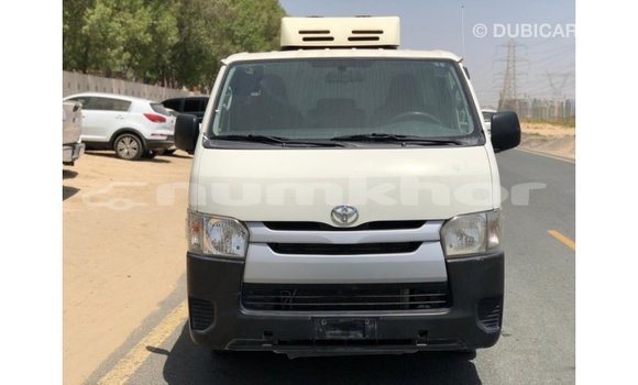 Buy Import Toyota Hiace White Car in Import - Dubai in Bumthang Buy Import Toyota Hiace White Car in Import - Dubai in Bumthang