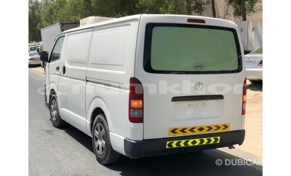 Buy Import Toyota Hiace White Car in Import - Dubai in Bumthang Buy Import Toyota Hiace White Car in Import - Dubai in Bumthang