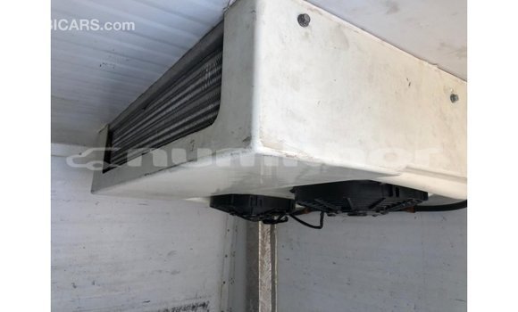 Buy Import Toyota Hiace White Car in Import - Dubai in Bumthang Buy Import Toyota Hiace White Car in Import - Dubai in Bumthang