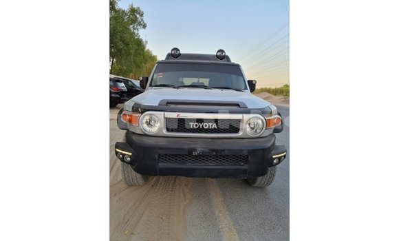 Buy Import Toyota FJ Cruiser Other Car in Import - Dubai in Bumthang Buy Import Toyota FJ Cruiser Other Car in Import - Dubai in Bumthang