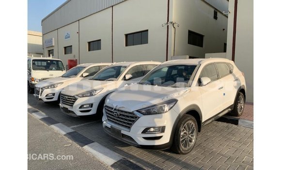 Buy Import Hyundai Tucson White Car in Import - Dubai in Bumthang Buy Import Hyundai Tucson White Car in Import - Dubai in Bumthang