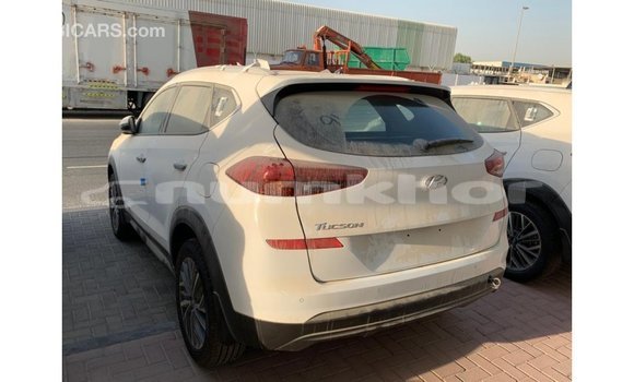 Buy Import Hyundai Tucson White Car in Import - Dubai in Bumthang Buy Import Hyundai Tucson White Car in Import - Dubai in Bumthang