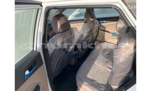 Buy Import Hyundai Tucson White Car in Import - Dubai in Bumthang Buy Import Hyundai Tucson White Car in Import - Dubai in Bumthang