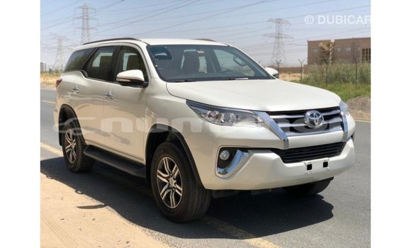 Buy Import Toyota Fortuner White Car in Import - Dubai in Bumthang Buy Import Toyota Fortuner White Car in Import - Dubai in Bumthang