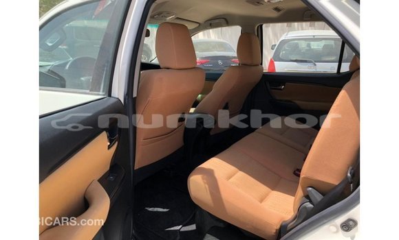 Buy Import Toyota Fortuner White Car in Import - Dubai in Bumthang Buy Import Toyota Fortuner White Car in Import - Dubai in Bumthang
