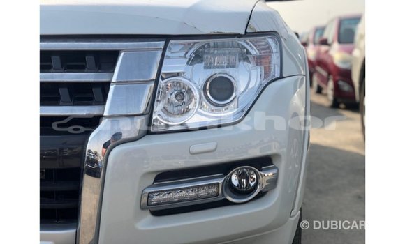 Buy Import Mitsubishi Pajero Black Car in Import - Dubai in Bumthang Buy Import Mitsubishi Pajero Black Car in Import - Dubai in Bumthang