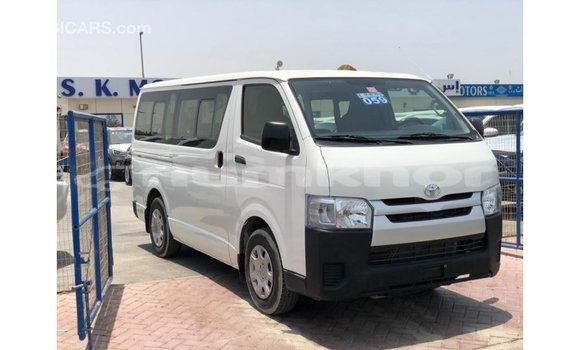 Buy Import Toyota Hiace White Car in Import - Dubai in Bumthang Buy Import Toyota Hiace White Car in Import - Dubai in Bumthang