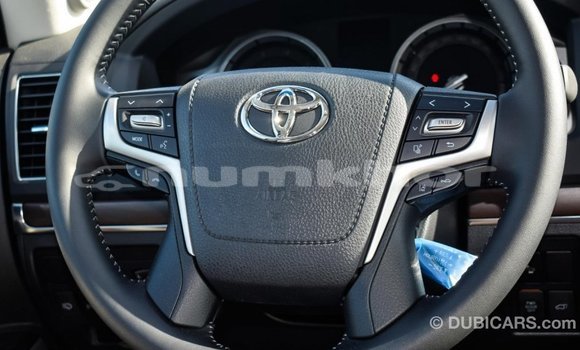 Buy Import Toyota Land Cruiser White Car in Import - Dubai in Bumthang Buy Import Toyota Land Cruiser White Car in Import - Dubai in Bumthang
