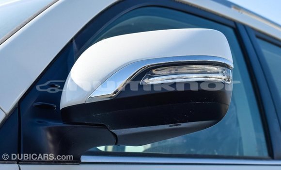 Buy Import Toyota Land Cruiser White Car in Import - Dubai in Bumthang Buy Import Toyota Land Cruiser White Car in Import - Dubai in Bumthang
