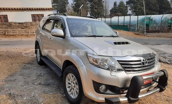 Buy Used Toyota Fortuner Other Car in Thimphu in Timphu Buy Used Toyota Fortuner Other Car in Thimphu in Timphu