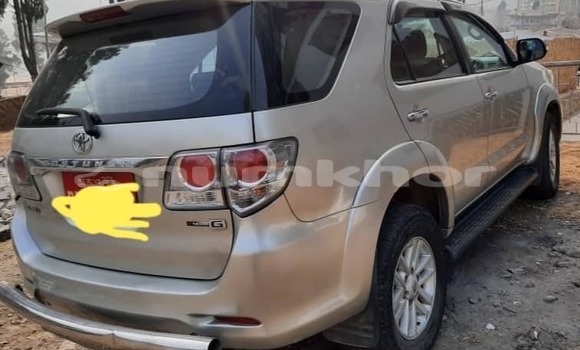 Buy Used Toyota Fortuner Other Car in Thimphu in Timphu Buy Used Toyota Fortuner Other Car in Thimphu in Timphu