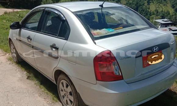 Buy Used Hyundai Accent Green Car in Mongar in Mongar Buy Used Hyundai Accent Green Car in Mongar in Mongar