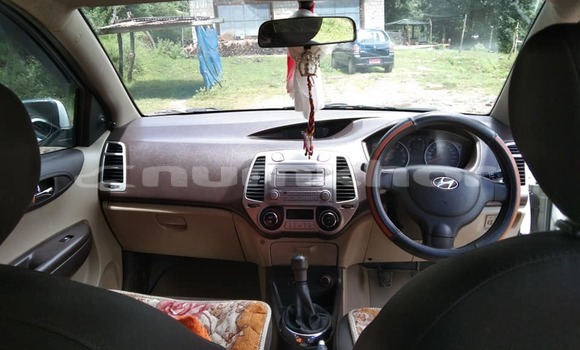 Buy Used Hyundai i20 White Car in Thimphu in Timphu Buy Used Hyundai i20 White Car in Thimphu in Timphu