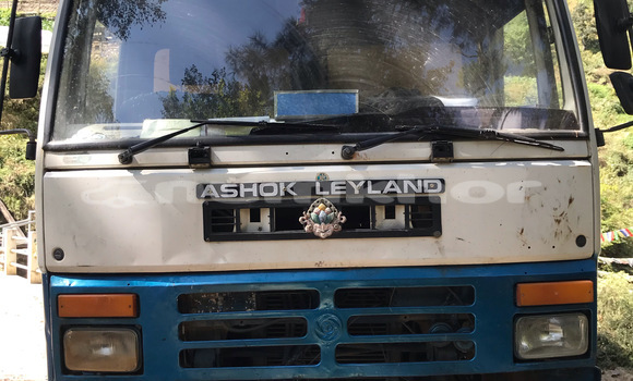 Buy Used Caterpillar 120 White Truck in Thimphu in Timphu Buy Used Caterpillar 120 White Truck in Thimphu in Timphu