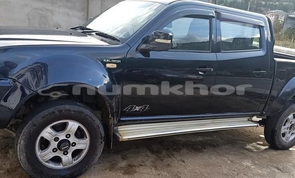 Buy Used TATA Xenon Blue Car in Thimphu in Timphu Buy Used TATA Xenon Blue Car in Thimphu in Timphu