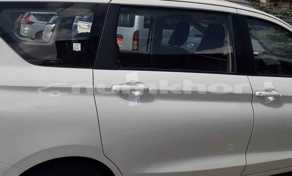 Buy Used Suzuki Ertiga White Car in Jakar in Bumthang Buy Used Suzuki Ertiga White Car in Jakar in Bumthang