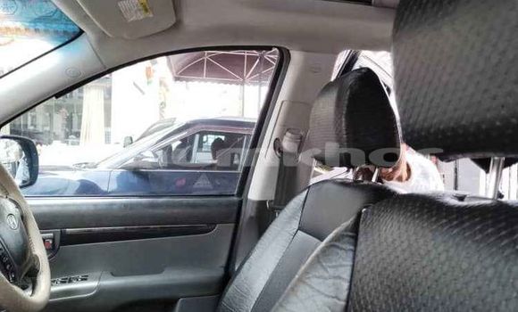 Buy Used Hyundai Santa Fe Blue Car in Thimphu in Timphu Buy Used Hyundai Santa Fe Blue Car in Thimphu in Timphu