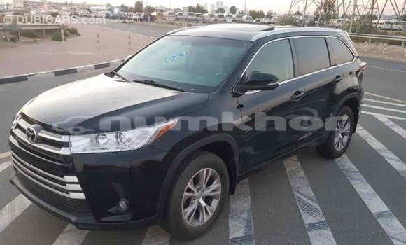 Buy Import Toyota Highlander Black Car in Import - Dubai in Bumthang Buy Import Toyota Highlander Black Car in Import - Dubai in Bumthang