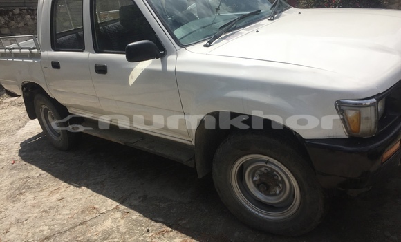 Buy Used Toyota Hilux White Car in Timphu in Timphu Buy Used Toyota Hilux White Car in Timphu in Timphu