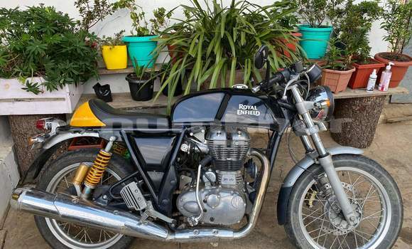 Buy Used Royal Enfield GT 500 Black Bike in Paro in Rinpung Buy Used Royal Enfield GT 500 Black Bike in Paro in Rinpung