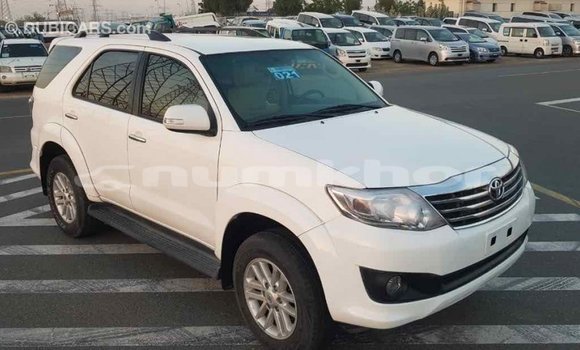 Buy Import Toyota Fortuner White Car in Import - Dubai in Bumthang Buy Import Toyota Fortuner White Car in Import - Dubai in Bumthang