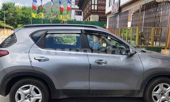 Buy Used Kia Sorento Silver Car in Thimphu in Timphu Buy Used Kia Sorento Silver Car in Thimphu in Timphu