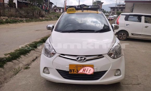 Buy Used Hyundai EON White Car in Thimphu in Timphu Buy Used Hyundai EON White Car in Thimphu in Timphu