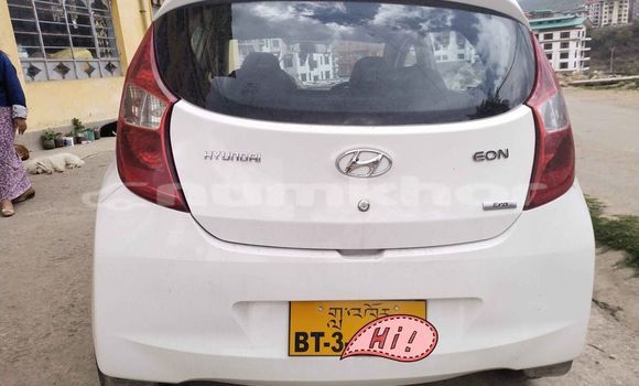 Buy Used Hyundai EON White Car in Thimphu in Timphu Buy Used Hyundai EON White Car in Thimphu in Timphu