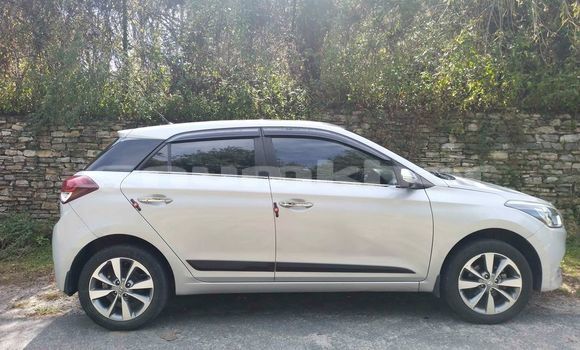 Buy Used Hyundai i20 Silver Car in Thimphu in Timphu