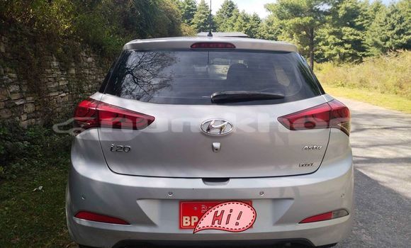 Buy Used Hyundai i20 Silver Car in Thimphu in Timphu Buy Used Hyundai i20 Silver Car in Thimphu in Timphu