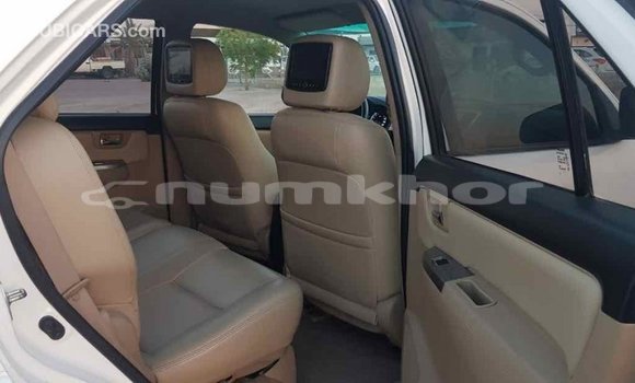 Buy Import Toyota Fortuner White Car in Import - Dubai in Bumthang Buy Import Toyota Fortuner White Car in Import - Dubai in Bumthang