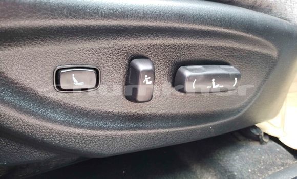 Buy Used Kia Sorento Silver Car in Thimphu in Timphu Buy Used Kia Sorento Silver Car in Thimphu in Timphu