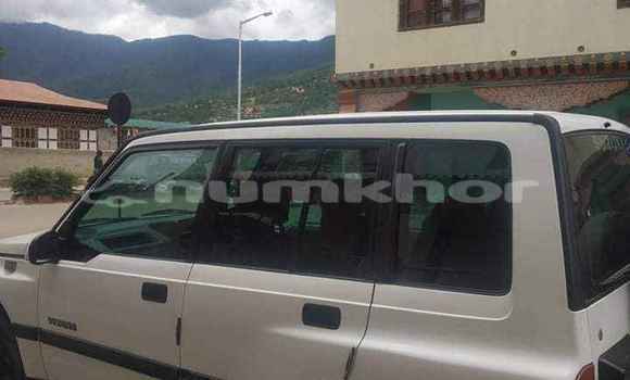 Buy Used Suzuki Grand Vitara White Car in Thimphu in Timphu