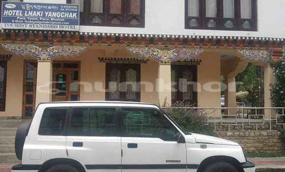 Buy Used Suzuki Grand Vitara White Car in Thimphu in Timphu Buy Used Suzuki Grand Vitara White Car in Thimphu in Timphu