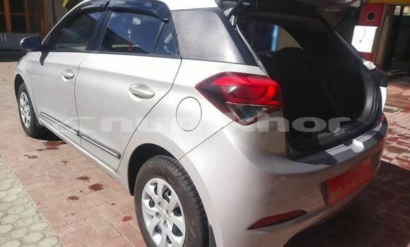 Buy Used Hyundai i20 Silver Car in Thimphu in Timphu Buy Used Hyundai i20 Silver Car in Thimphu in Timphu